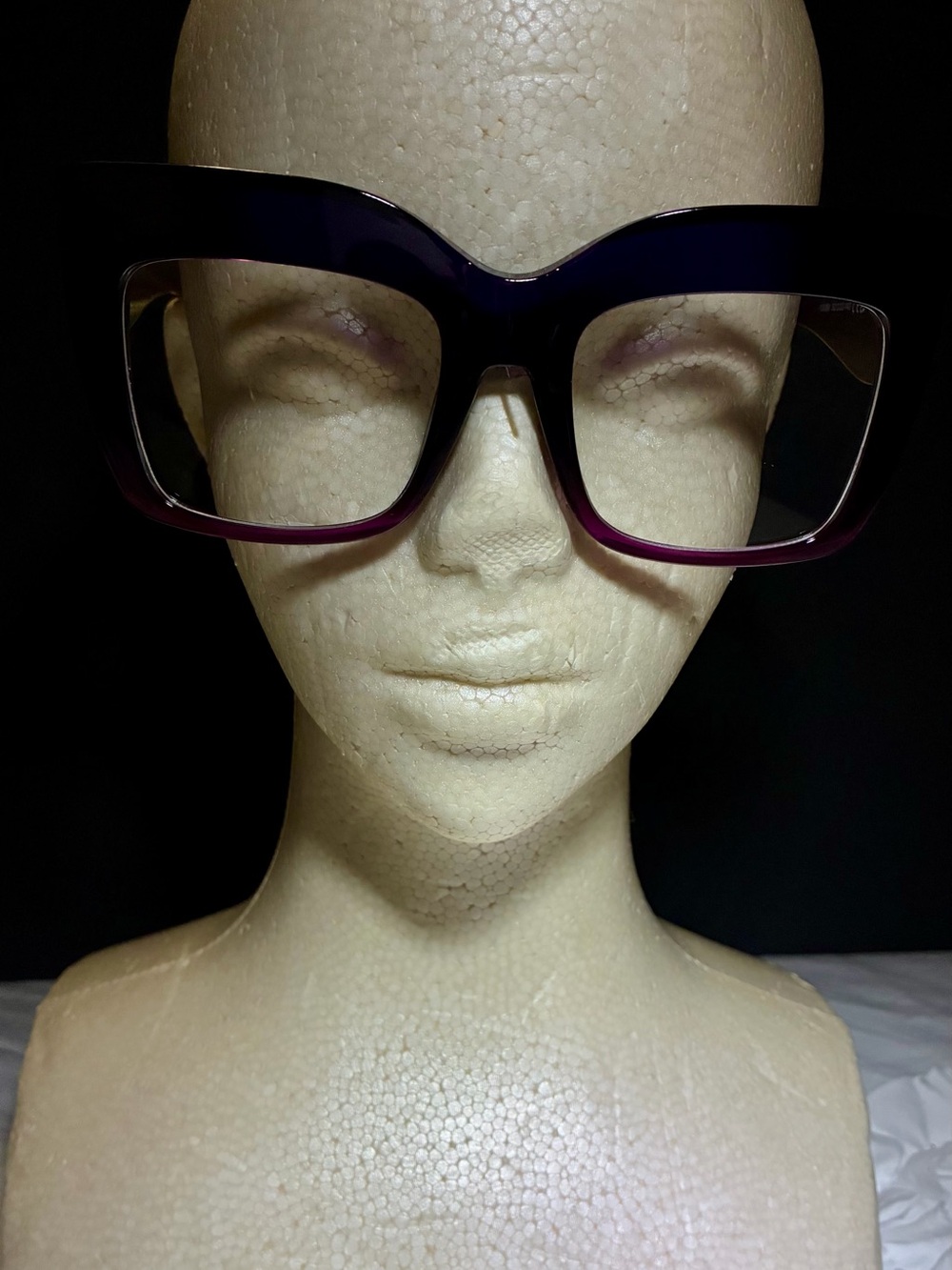 Deep purple cat eye style